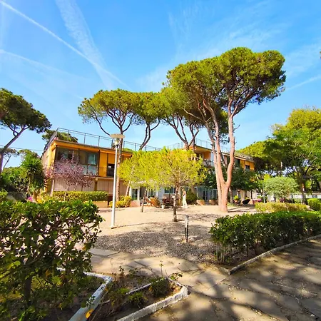 Apartamento Loft En Castelldefels Junto La Playa Exterior photo